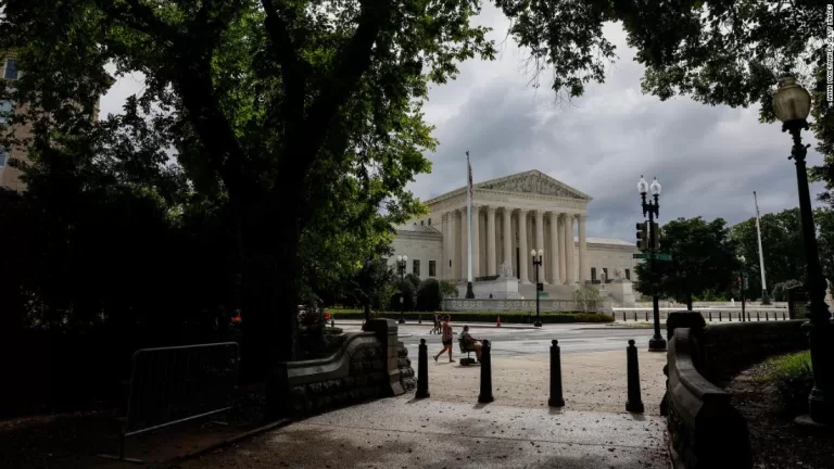 Supreme Court hears arguments on First Amendment cases